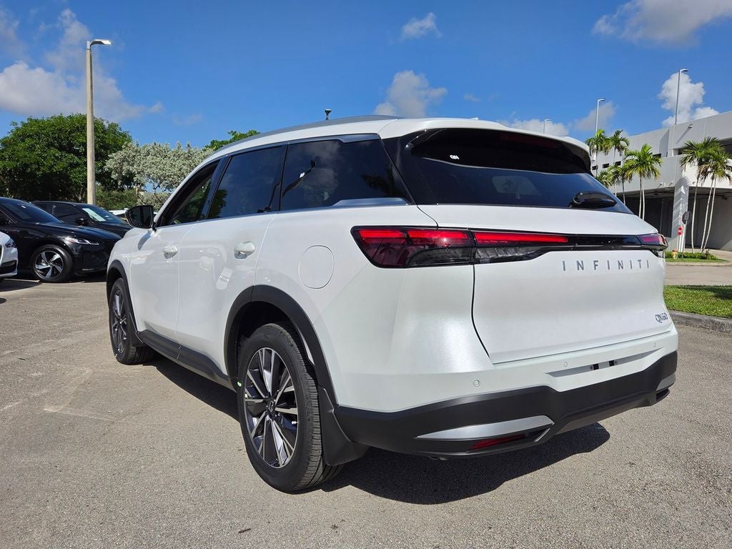2027 INFINITI QX60 LUXE