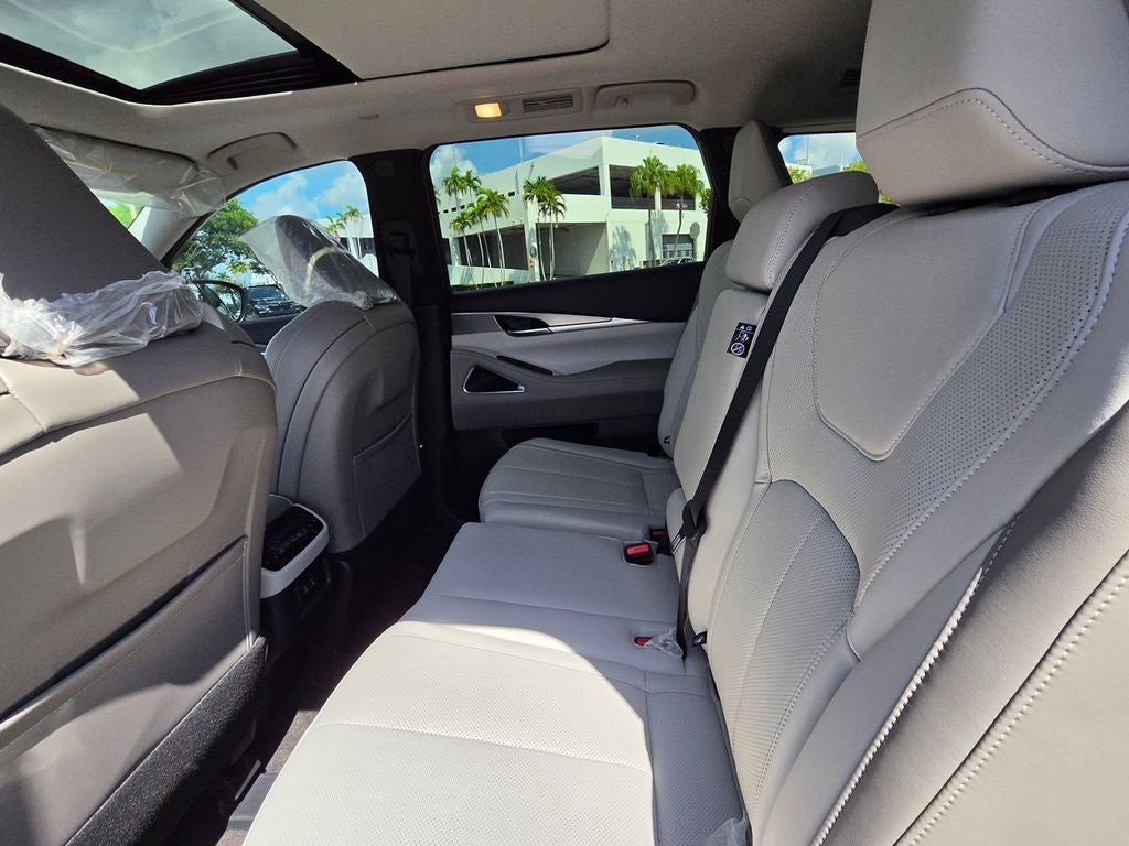 2027 INFINITI QX60 LUXE