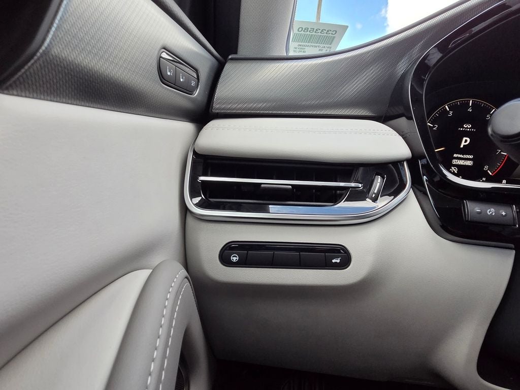 2027 INFINITI QX60 LUXE