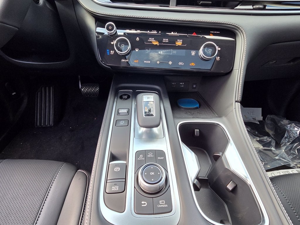 2027 INFINITI QX60 LUXE
