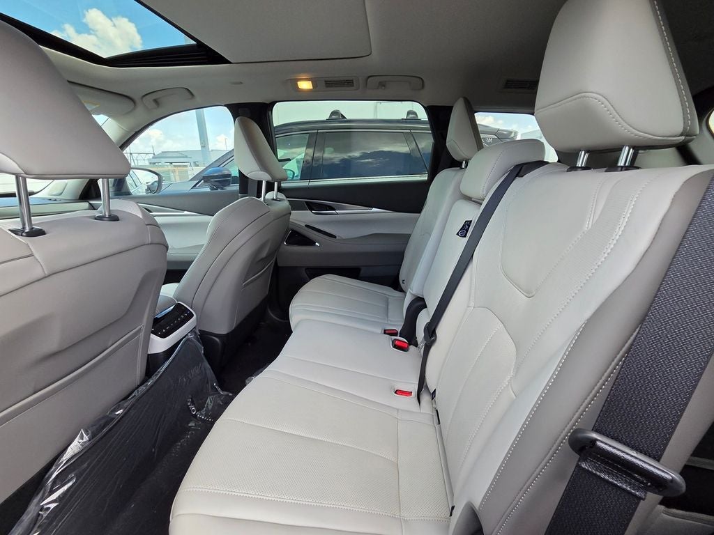 2027 INFINITI QX60 LUXE