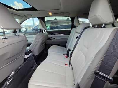 2027 INFINITI QX60 LUXE