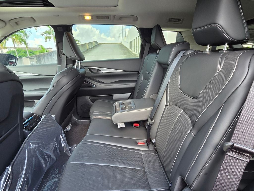 2027 INFINITI QX60 LUXE