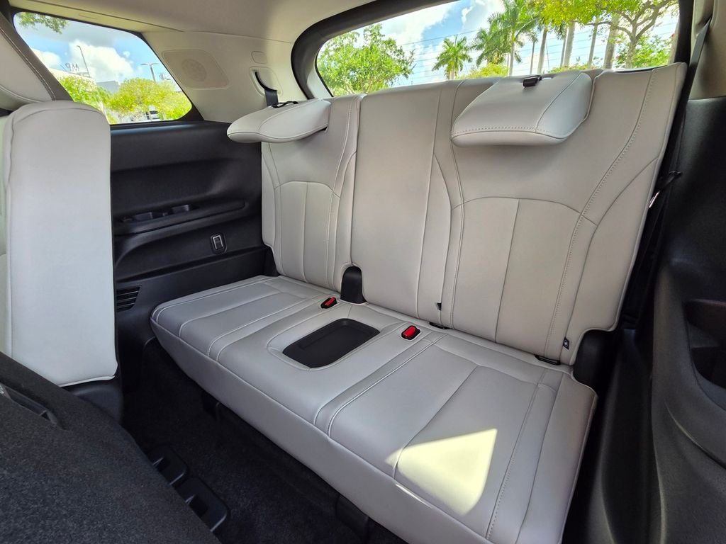 2027 INFINITI QX60 LUXE