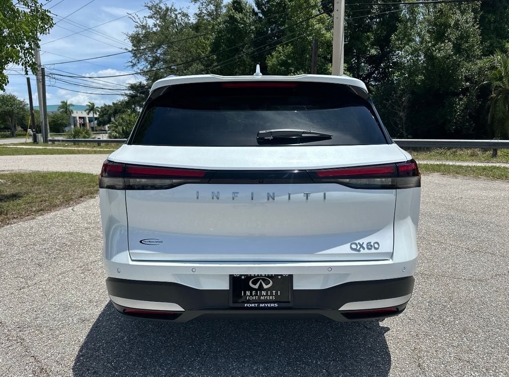 2027 INFINITI QX60 LUXE