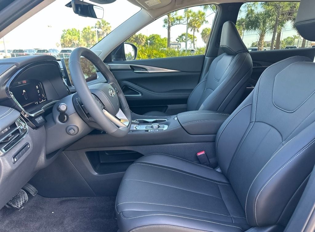 2027 INFINITI QX60 LUXE
