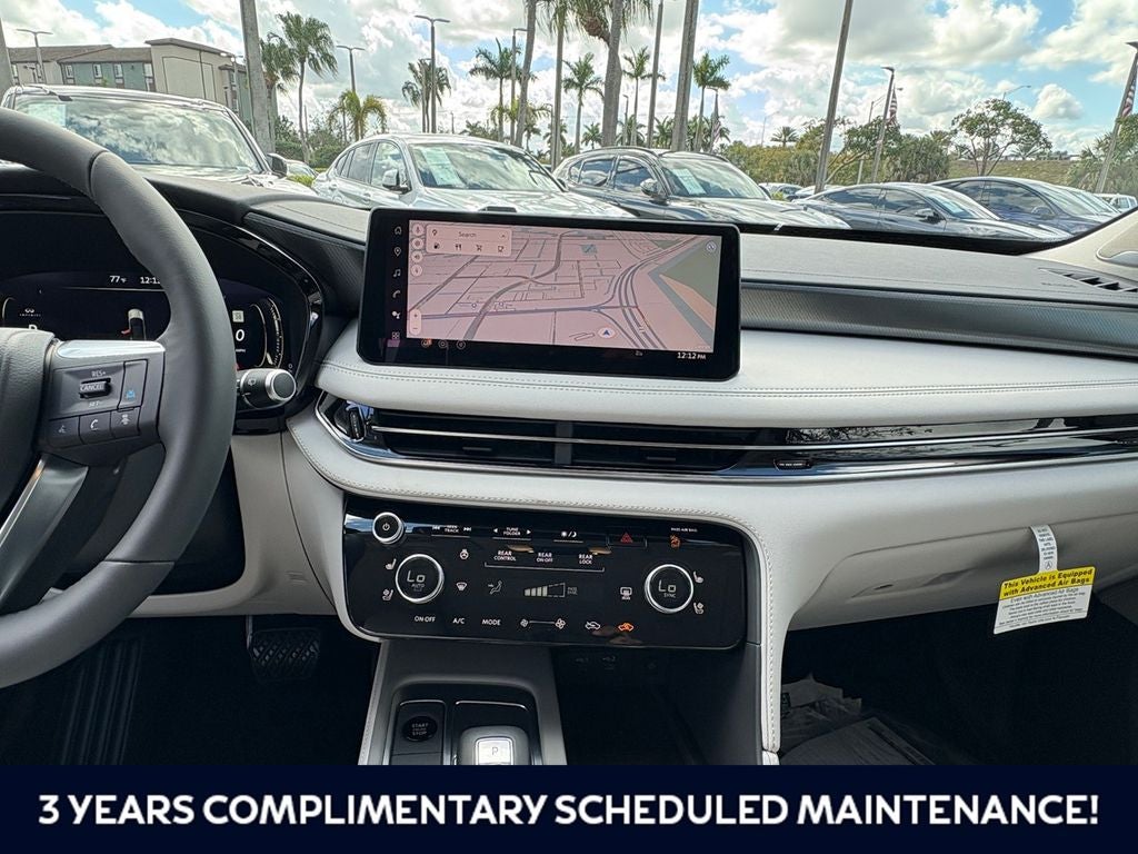 2026 INFINITI QX60 LUXE