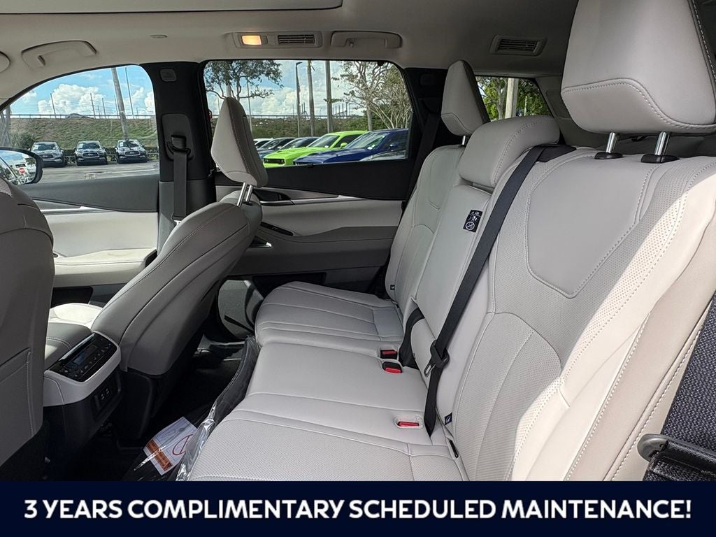 2026 INFINITI QX60 LUXE