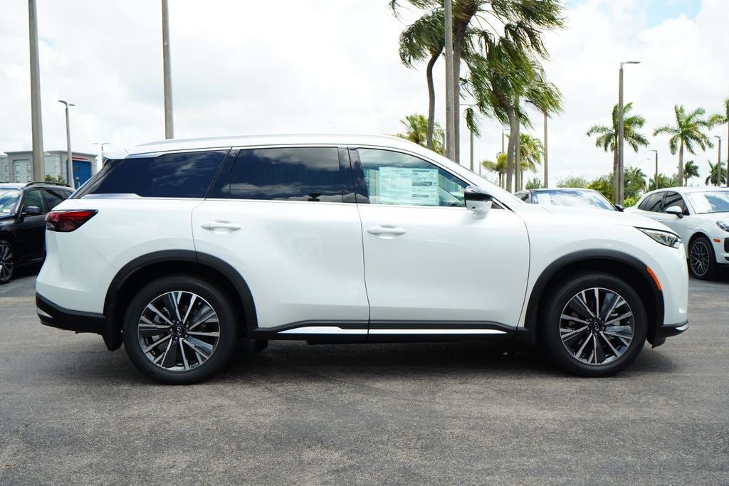 2026 INFINITI QX60 LUXE