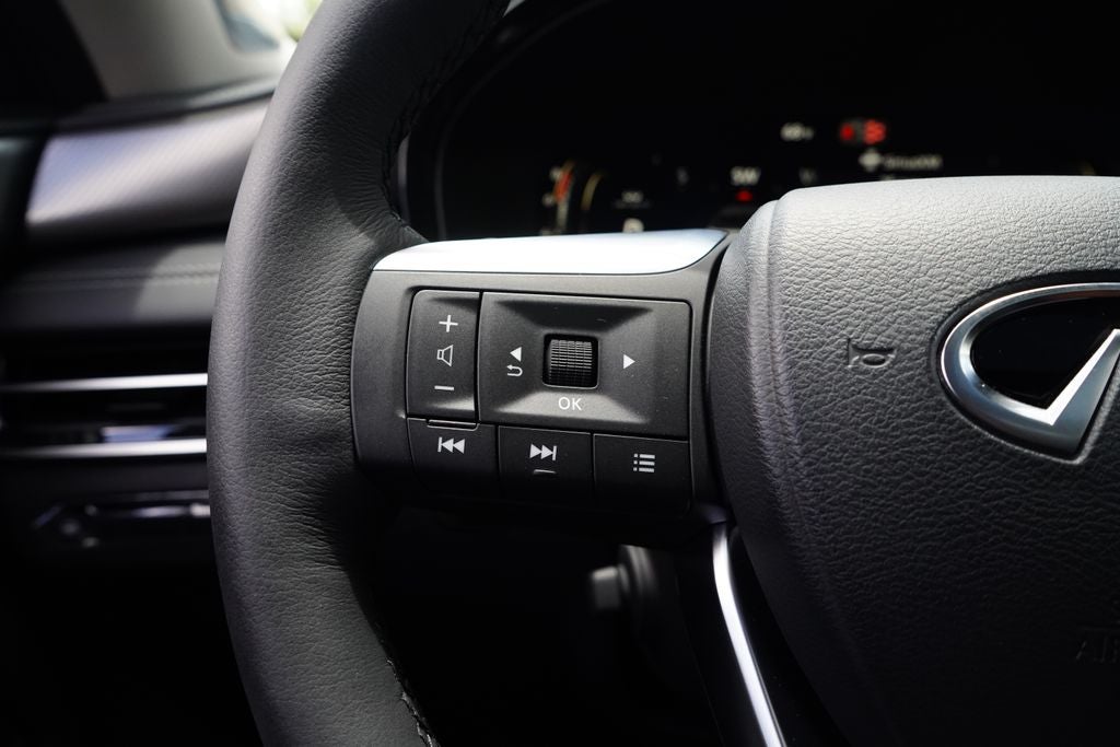 2026 INFINITI QX60 LUXE