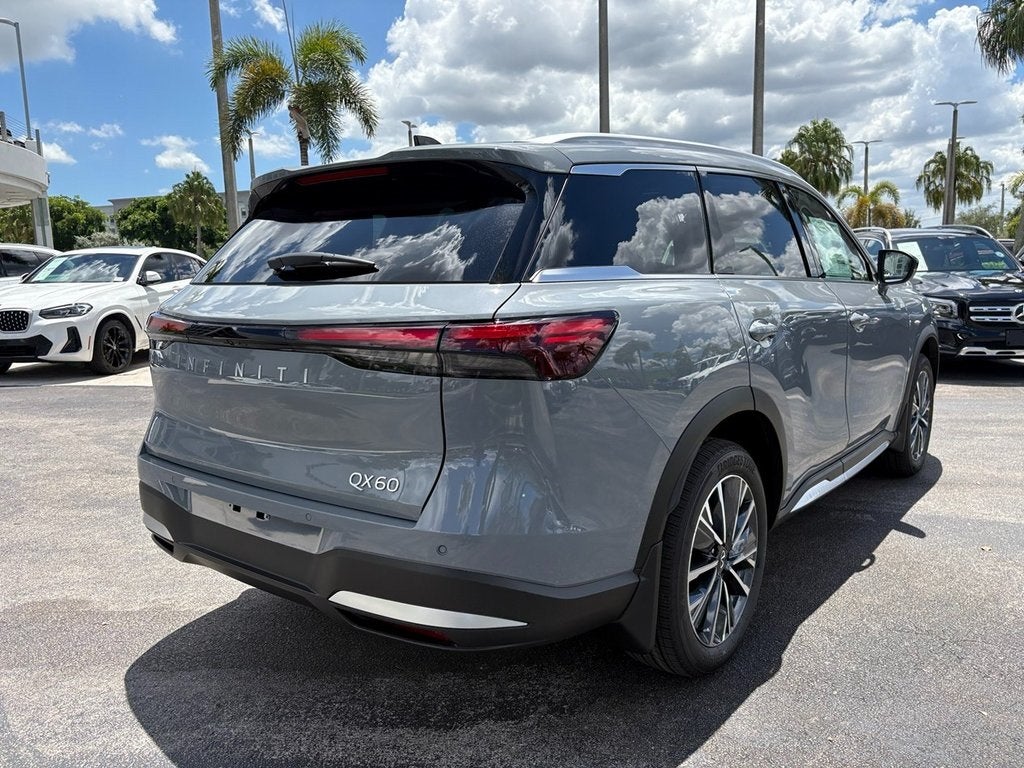 2026 INFINITI QX60 LUXE
