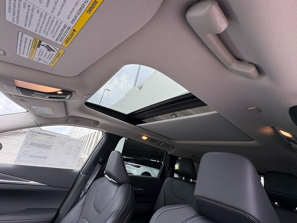 2026 INFINITI QX60 LUXE