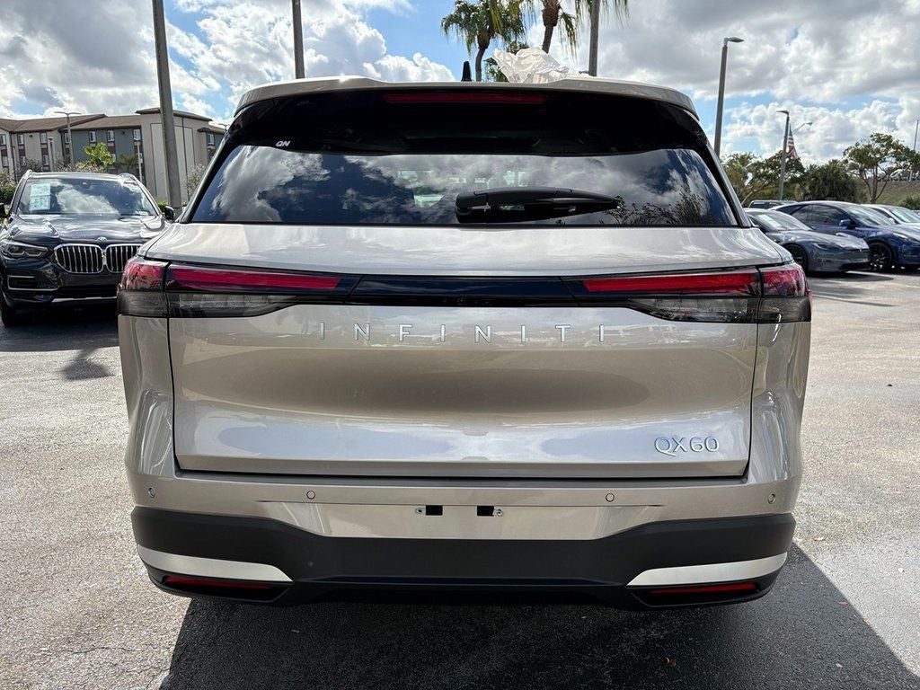 2026 INFINITI QX60 LUXE