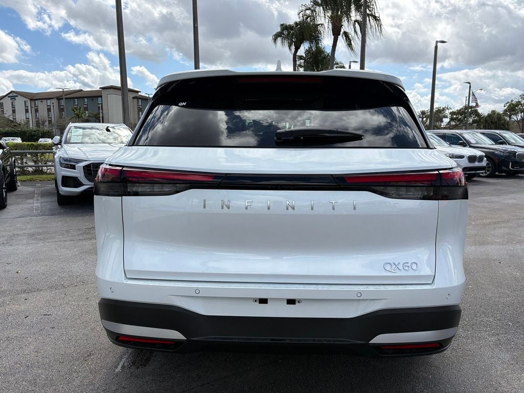 2026 INFINITI QX60 LUXE