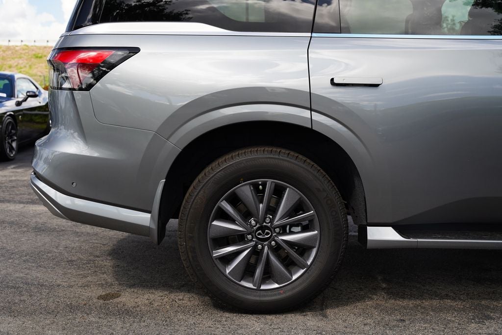2026 INFINITI QX80 PURE