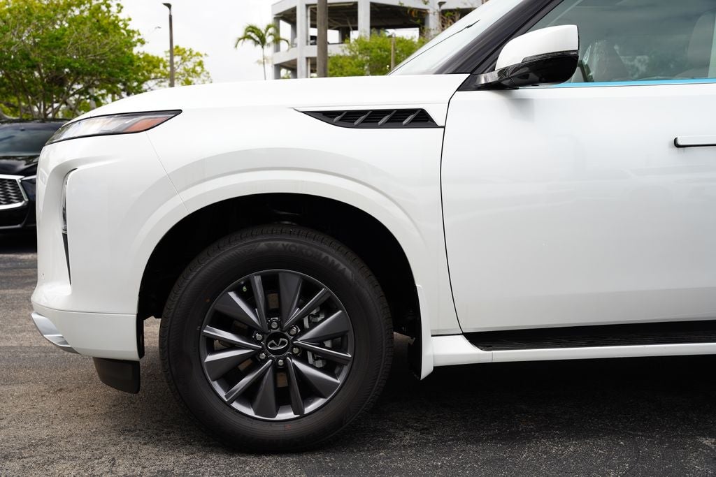 2026 INFINITI QX80 PURE