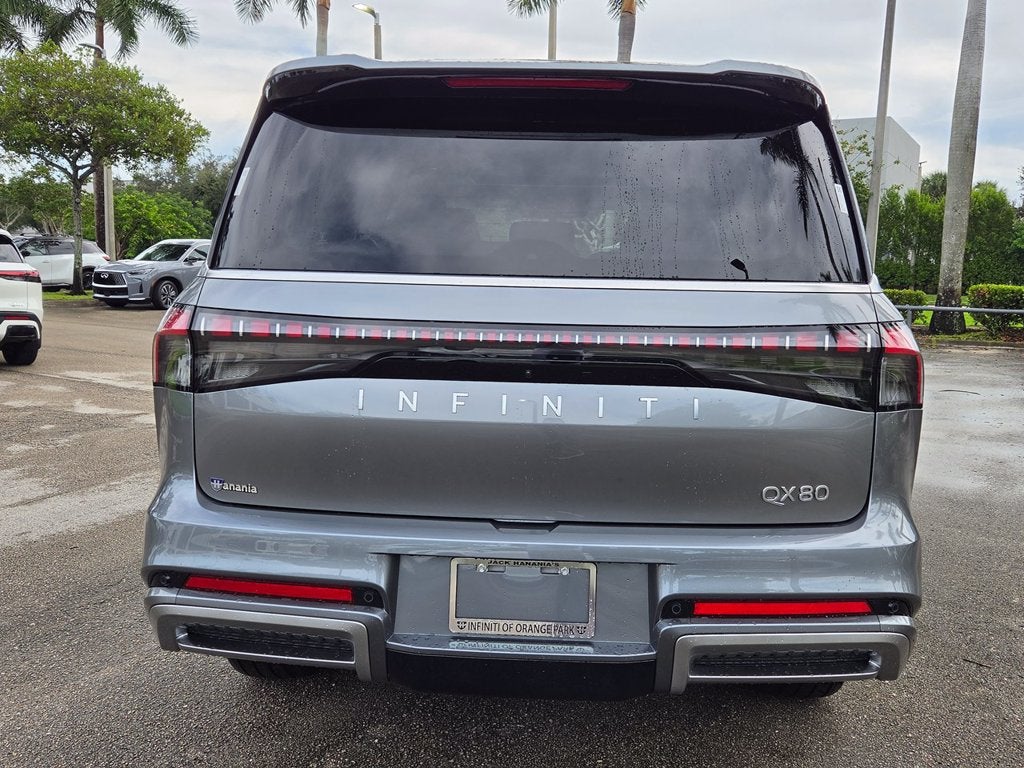 2027 INFINITI QX80 PURE