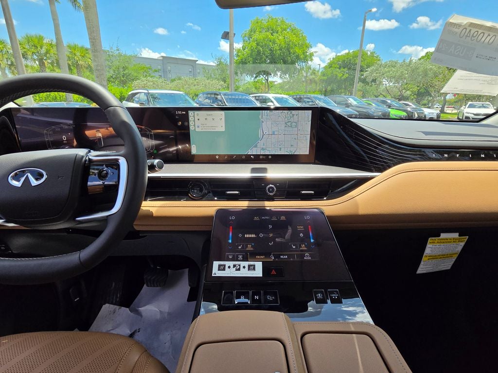 2026 INFINITI QX80 LUXE