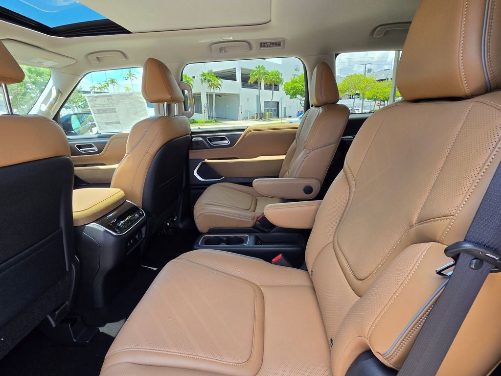 2026 INFINITI QX80 LUXE