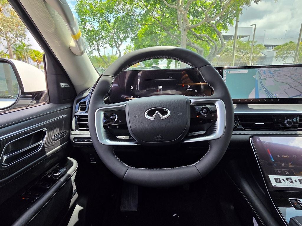 2027 INFINITI QX80 LUXE
