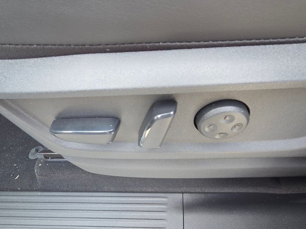 2027 INFINITI QX80 LUXE