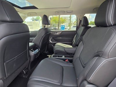 2027 INFINITI QX80 LUXE
