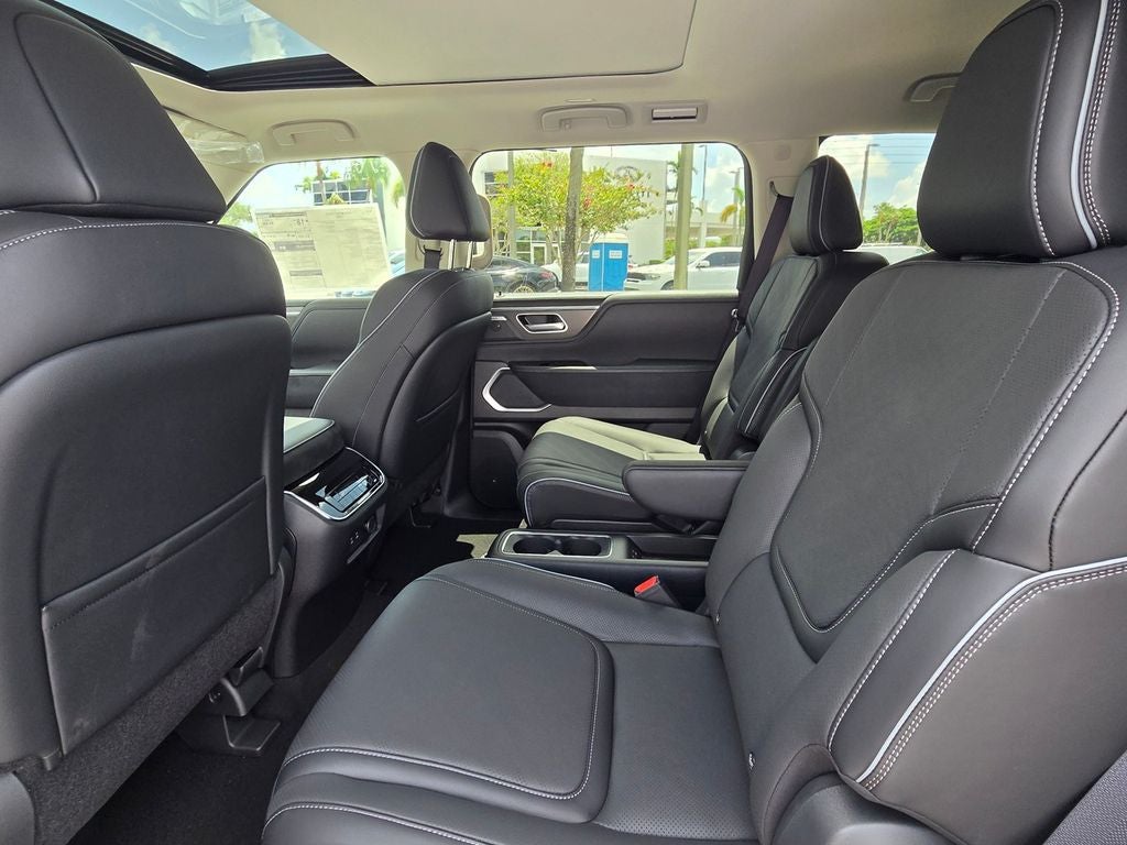 2027 INFINITI QX80 LUXE