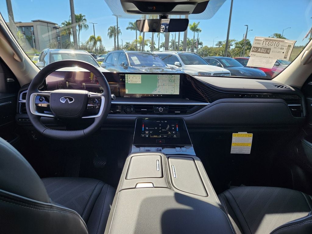2026 INFINITI QX80 LUXE