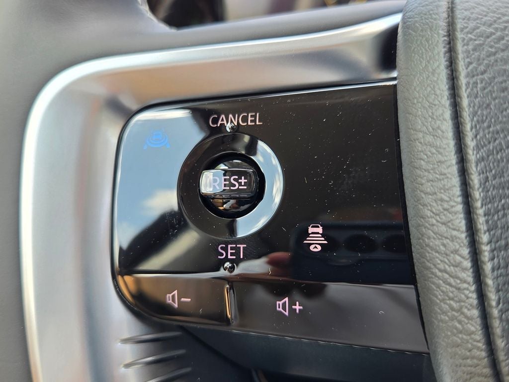 2027 INFINITI QX80 LUXE