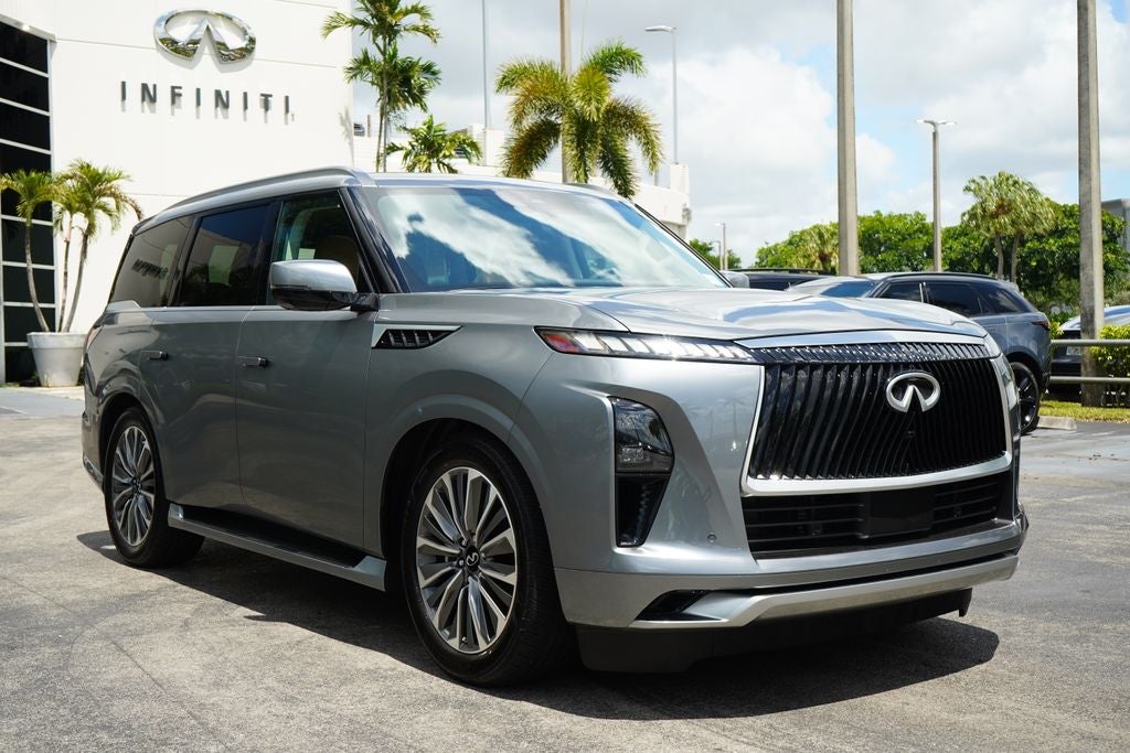 2026 INFINITI QX80 LUXE