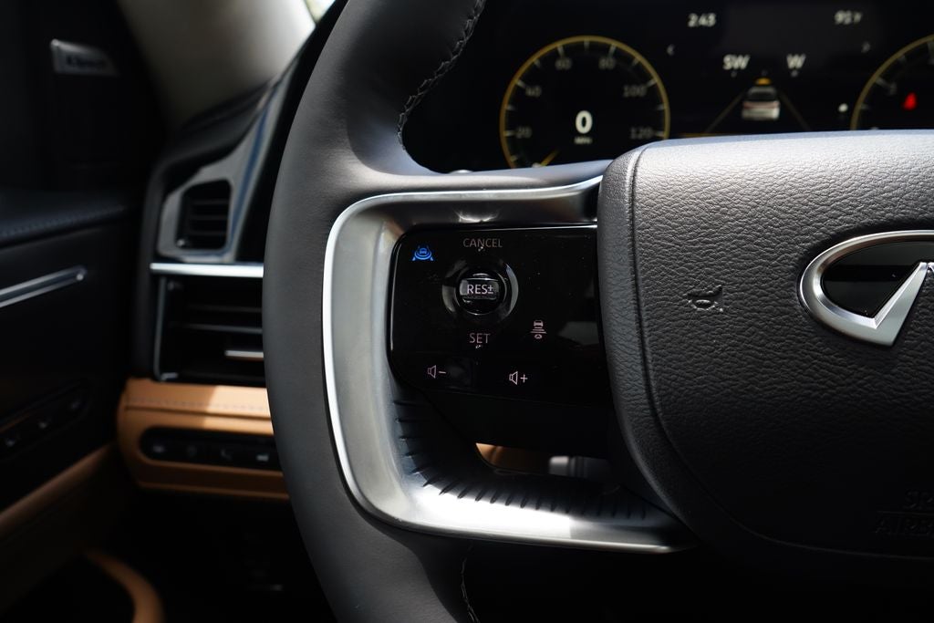 2026 INFINITI QX80 LUXE