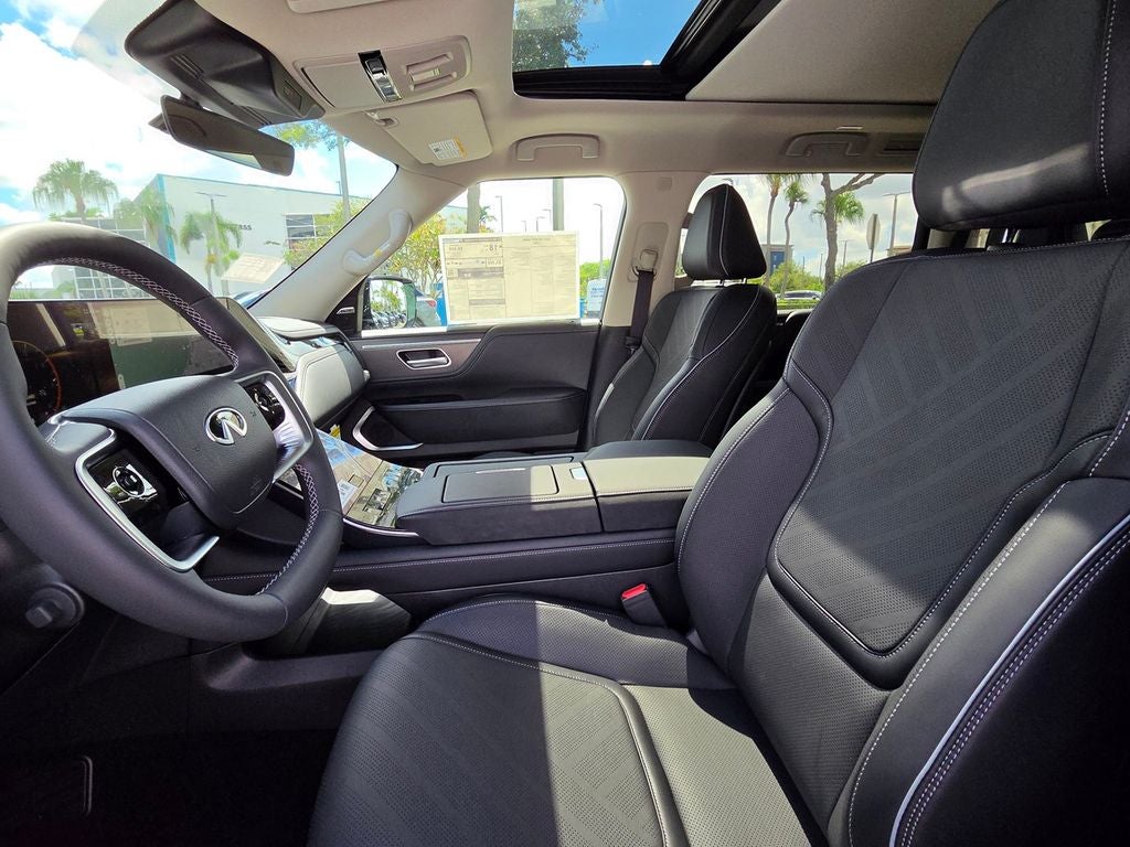 2027 INFINITI QX80 LUXE