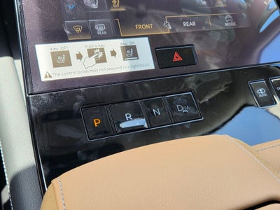 2027 INFINITI QX80 LUXE