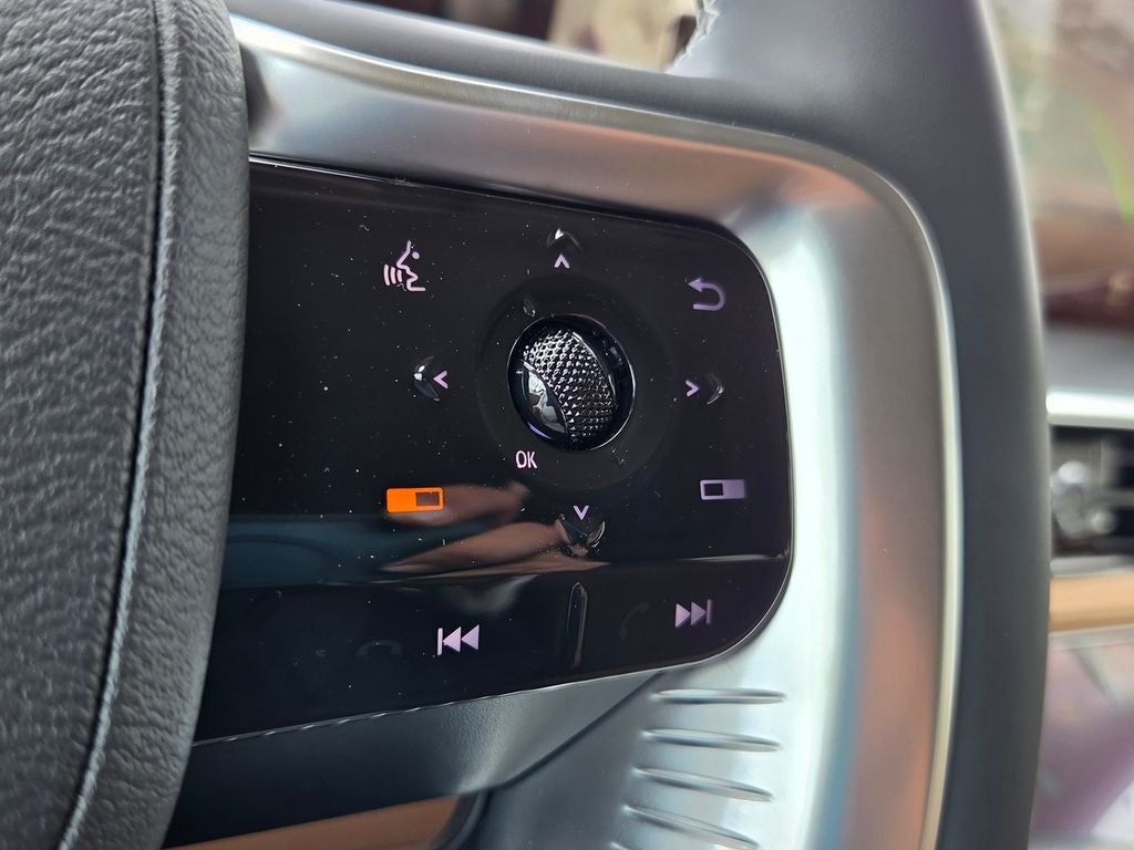 2027 INFINITI QX80 LUXE