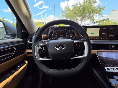 2027 INFINITI QX80 LUXE