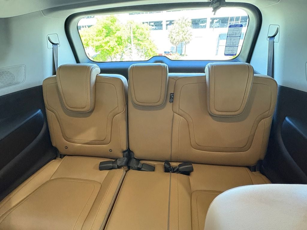 2026 INFINITI QX80 LUXE