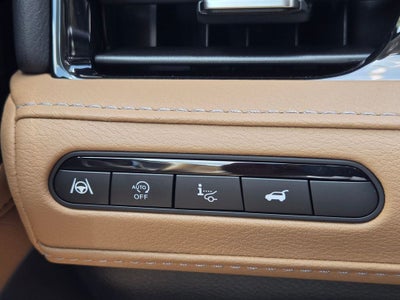 2027 INFINITI QX80 LUXE