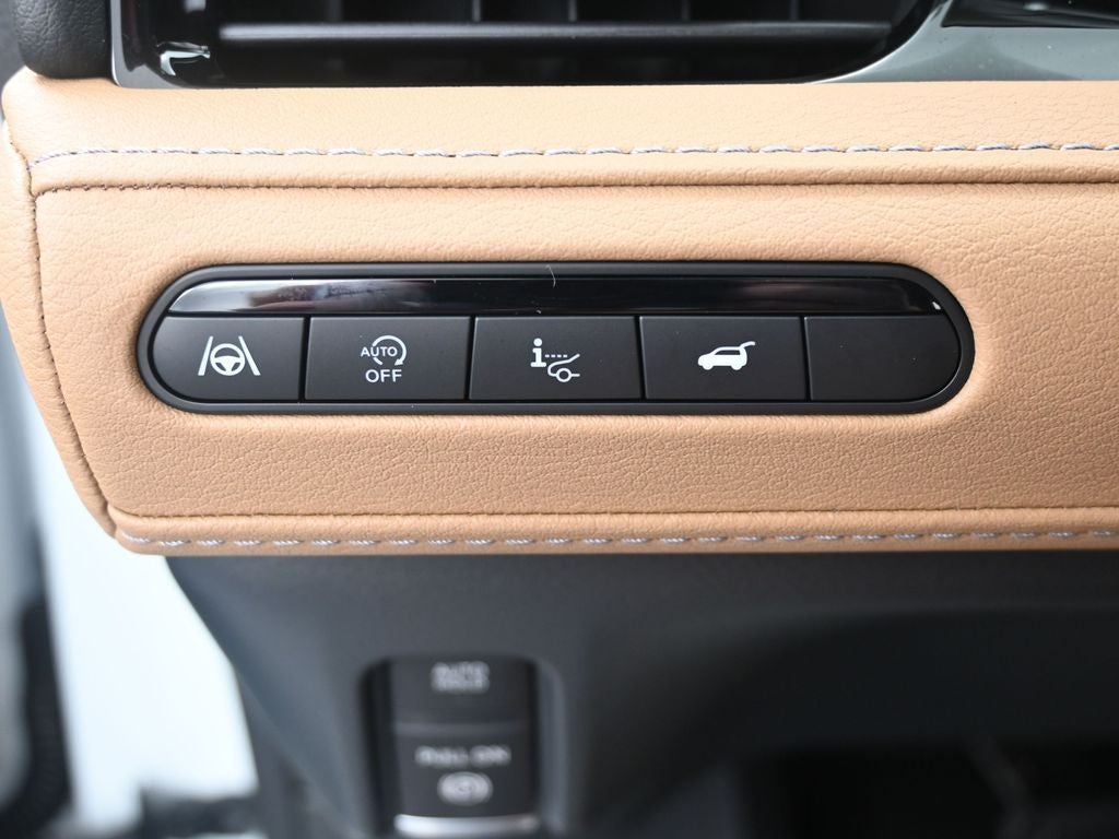 2026 INFINITI QX80 LUXE