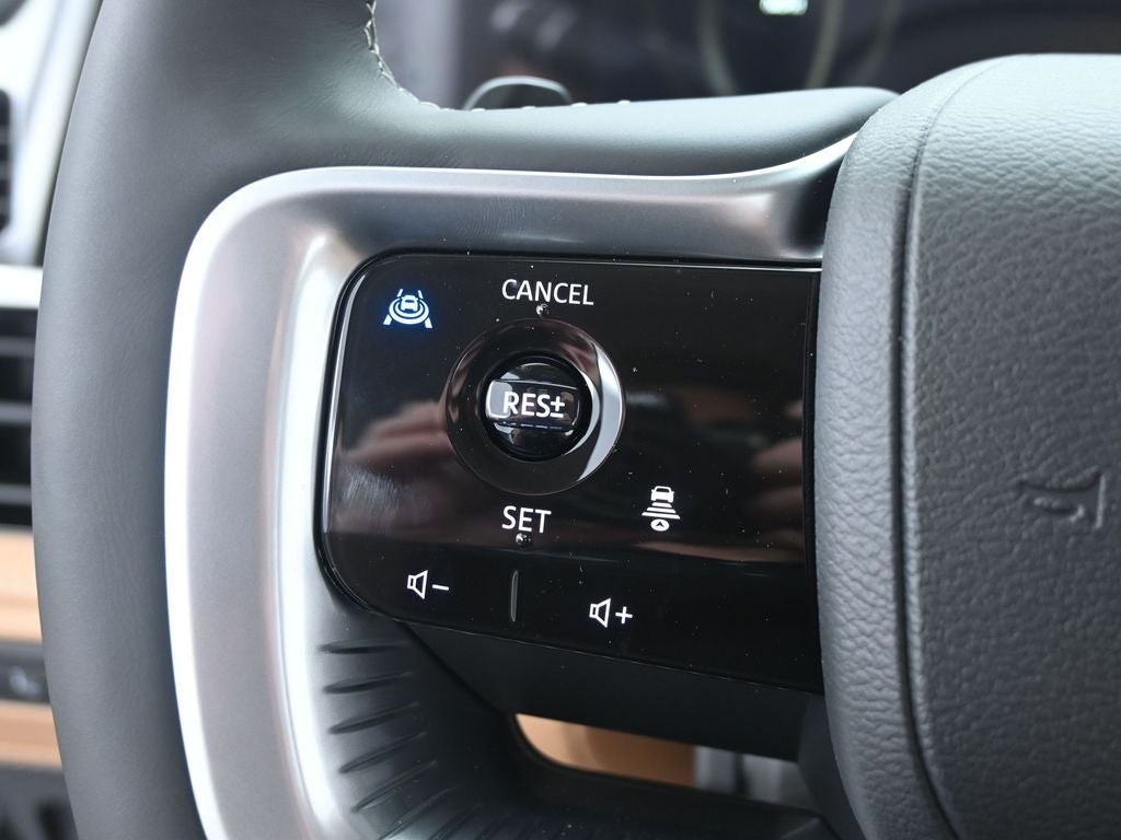 2026 INFINITI QX80 LUXE