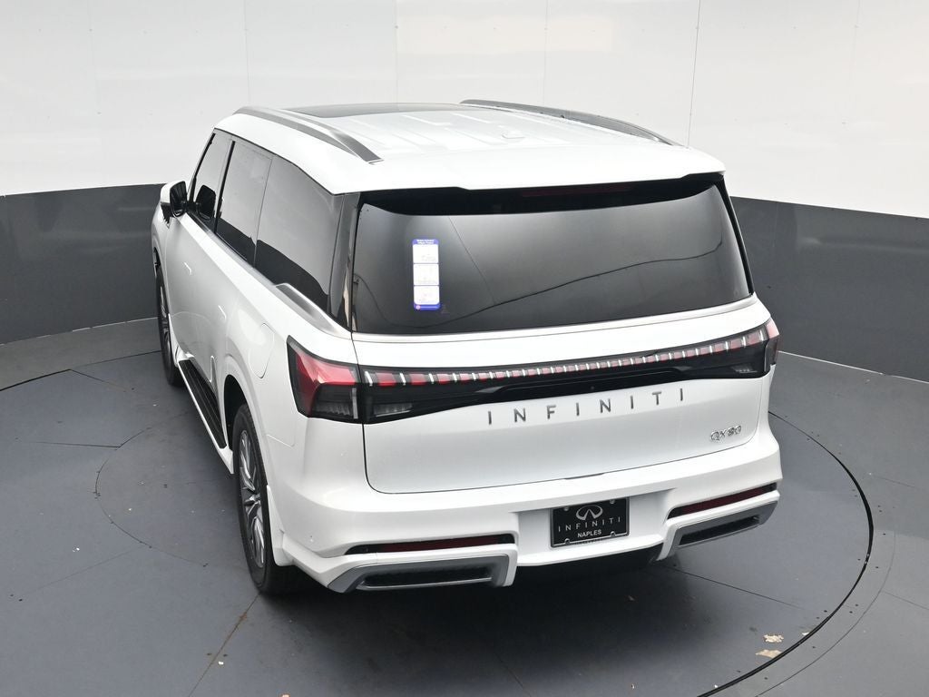 2026 INFINITI QX80 LUXE