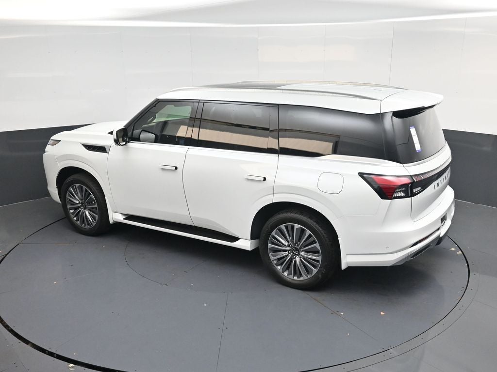 2026 INFINITI QX80 LUXE