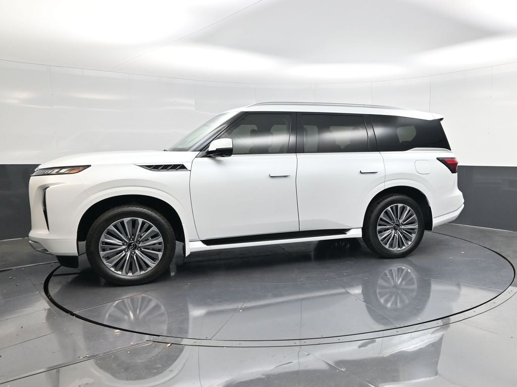 2026 INFINITI QX80 LUXE