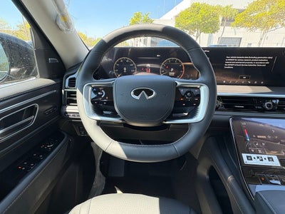 2026 INFINITI QX80 LUXE