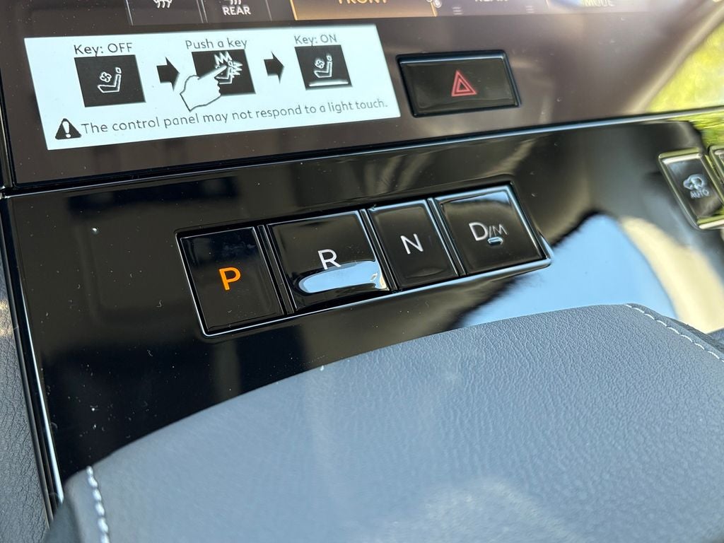 2026 INFINITI QX80 LUXE