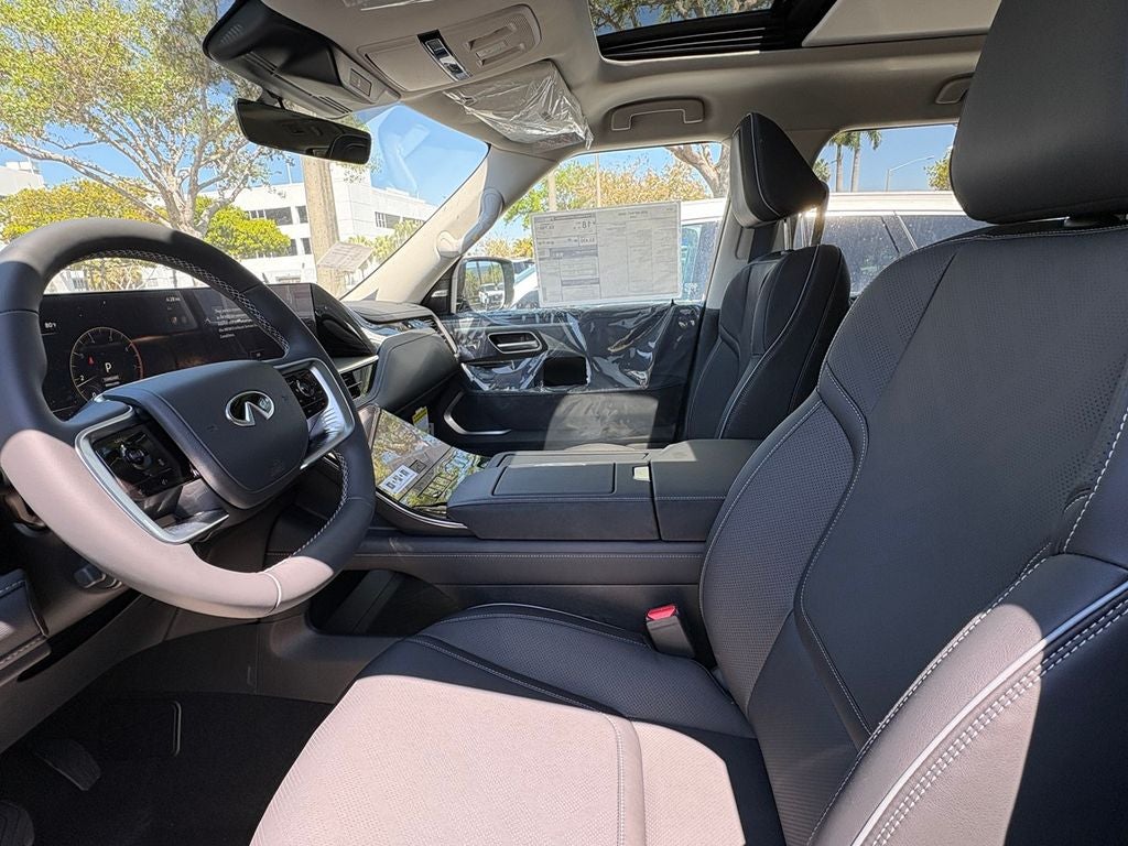 2026 INFINITI QX80 LUXE