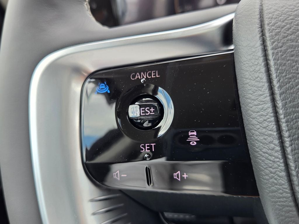 2027 INFINITI QX80 LUXE