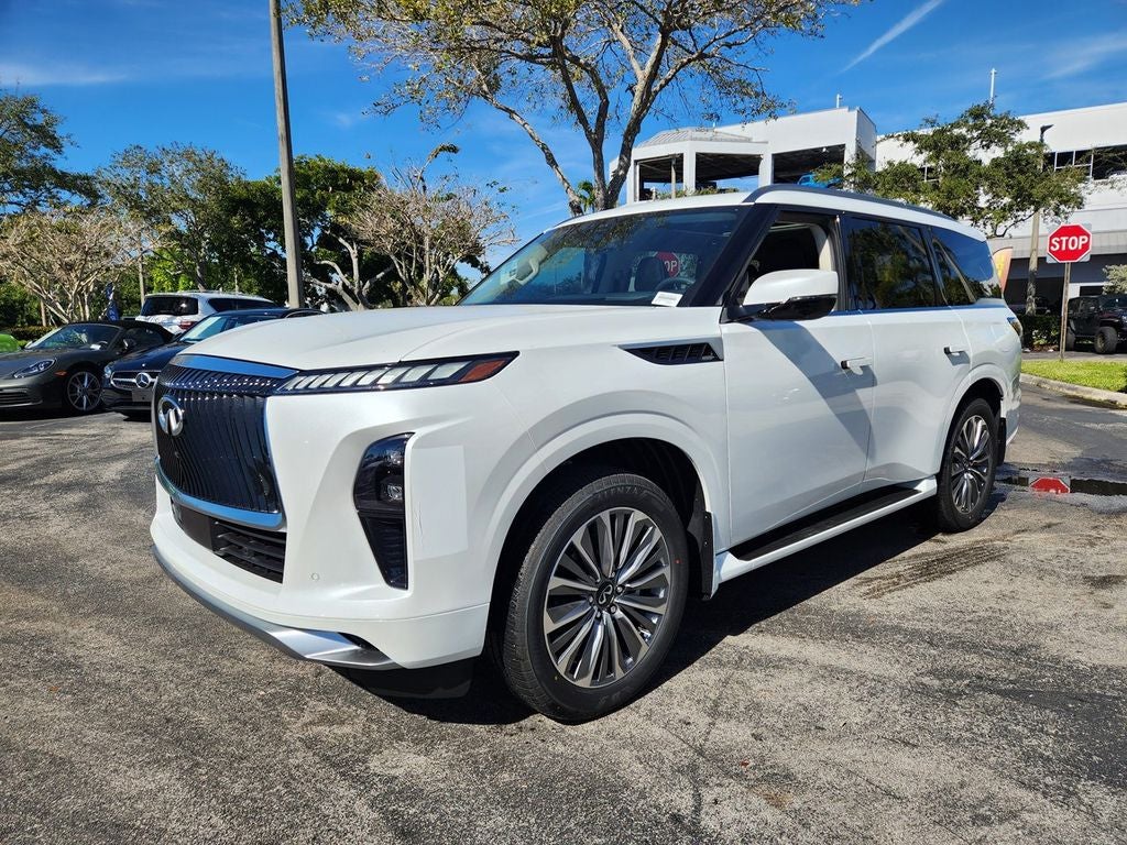 2026 INFINITI QX80 LUXE