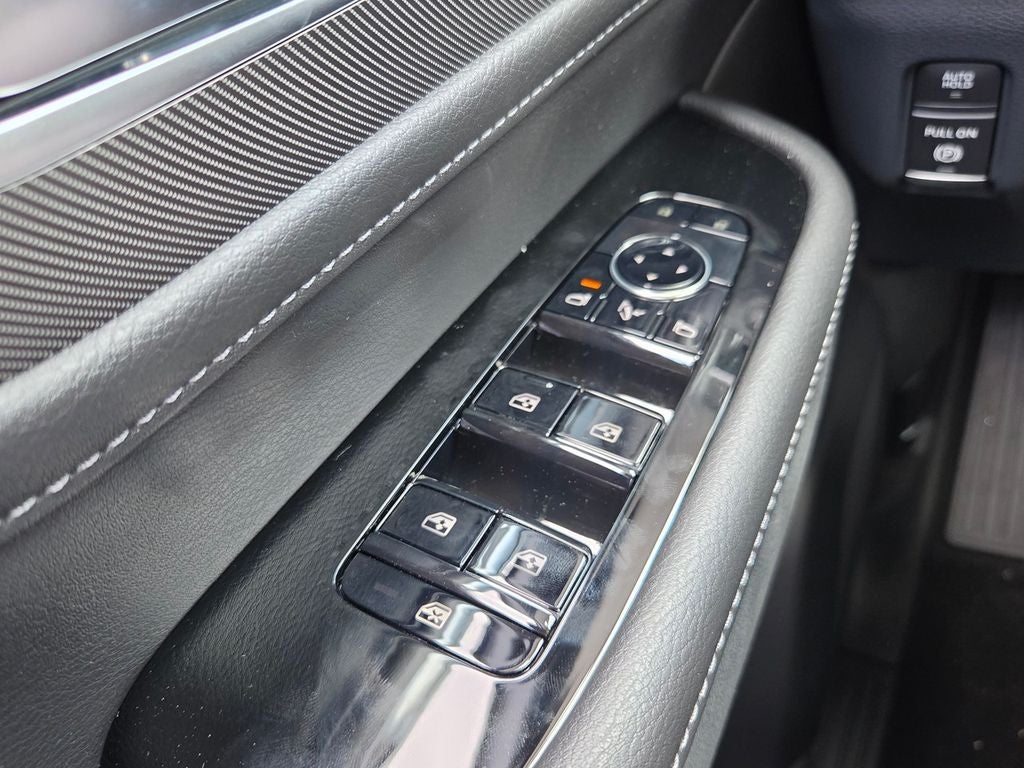 2027 INFINITI QX80 LUXE