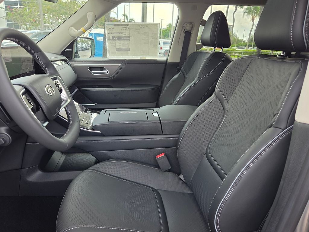 2027 INFINITI QX80 LUXE