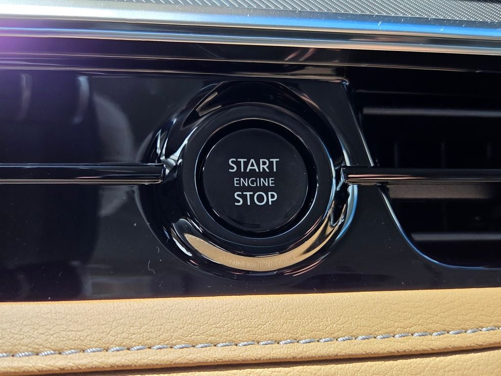 2027 INFINITI QX80 LUXE